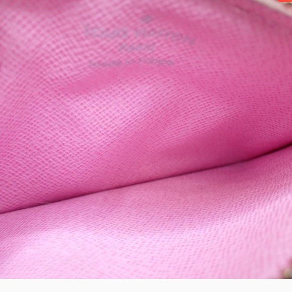 Authentic LOUIS VUITTON Monogram Multicolor Key Pouch White Litchi - Picture 7 of 8